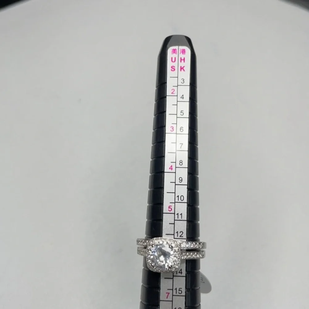 925 Sterling Silver Diamond 2 Band Ring‎ Set Sz 6